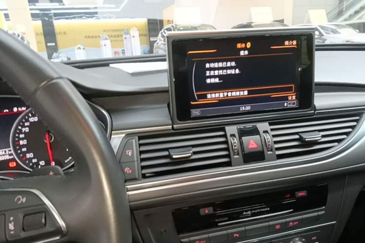 Used Audi A6L 2018 30th Anniversary Edition 35 TFSI Fashion Model Audio And AC Panel