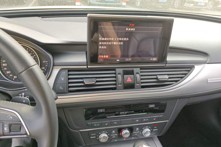 Used Audi A6L 2018 30th Anniversary Edition 35 TFSI Fashion Model Audio And AC Panel