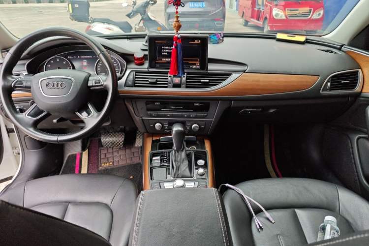Used Audi A6L 2018 30th Anniversary Edition 30 FSI Style Model Audio And AC Panel