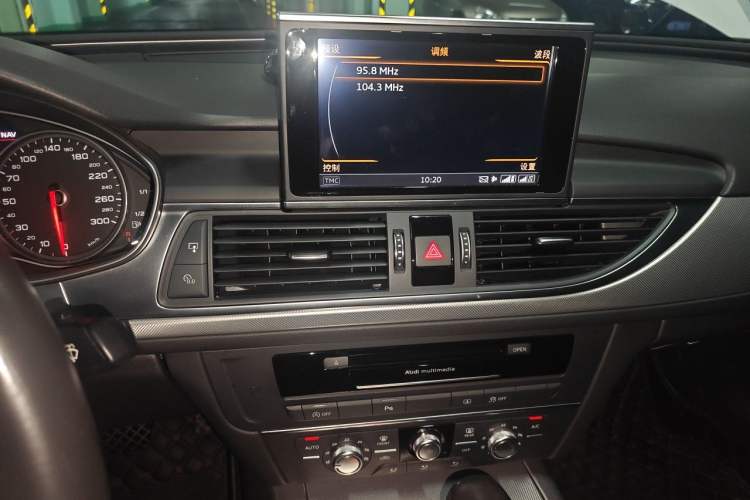 Used Audi A6L 2018 30th Anniversary Edition TFSI Trendy Model Audio And AC Panel