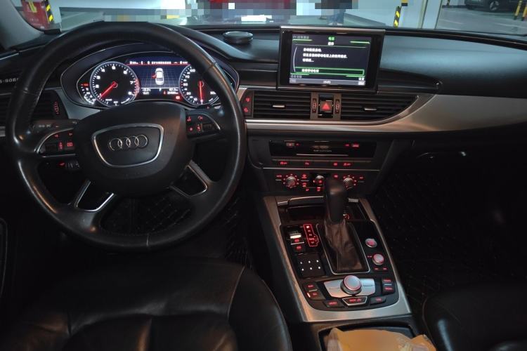 Used Audi A6L 2018 30th Anniversary Edition 35 TFSI Fashion Model Center Console