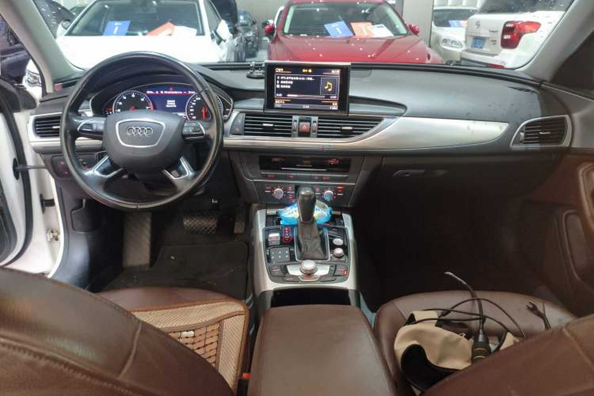 Used Audi A6L 2018 30th Anniversary Edition TFSI Trendy Model Center Console