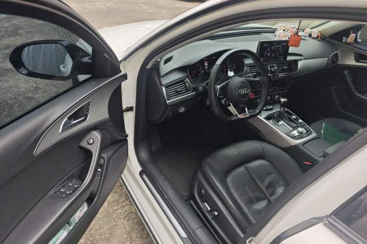 Used Audi A6L 2018 30th Anniversary Edition 35 TFSI Fashion Model Driver Seat