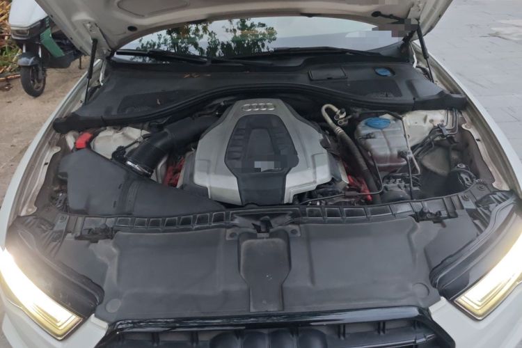 Used Audi A6L 2018 30th Anniversary Edition 45 TFSI quattro Sport model Engine Bay