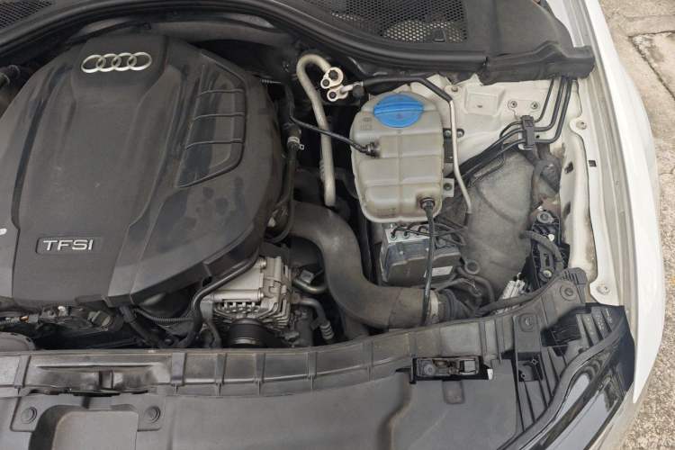 Used Audi A6L 2018 30th Anniversary Edition 35 TFSI Fashion Model Engine Bay Left