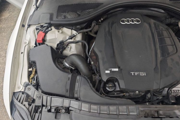 Used Audi A6L 2018 30th Anniversary Edition 35 TFSI Fashion Model Engine Bay Right