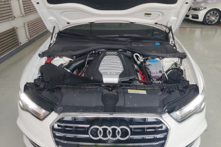 Used Audi A6L 2018 30th Anniversary Edition 30 FSI Style Model Engine Bay