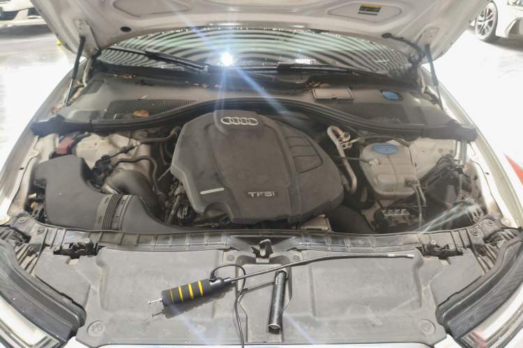 Used Audi A6L 2018 30th Anniversary Edition TFSI Trendy Model Engine Bay