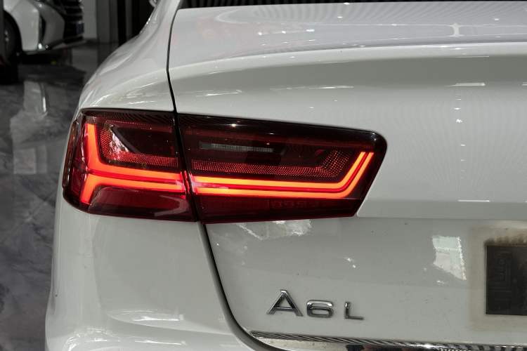Used Audi A6L 2018 30th Anniversary Edition TFSI Trendy Model Exterior 6