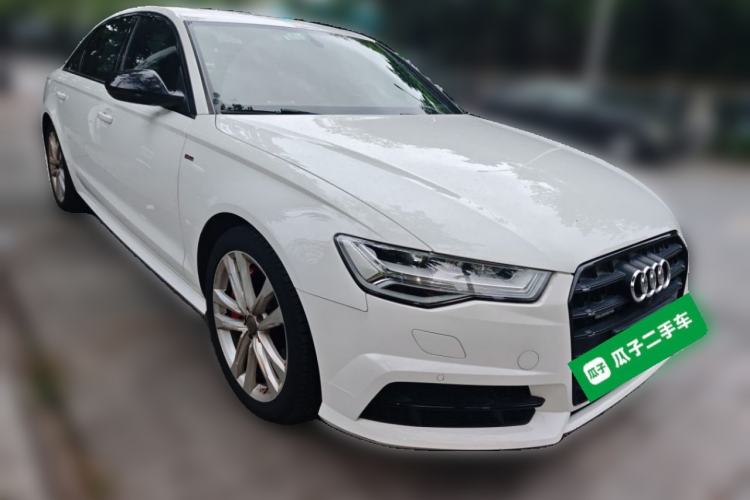 Used Audi A6L 2018 30th Anniversary Edition 45 TFSI quattro Sport model Front Right 45 Deg