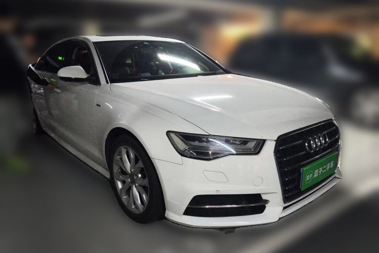 Used Audi A6L 2018 30th Anniversary Edition 35 TFSI Fashion Model Front Right 45 Deg