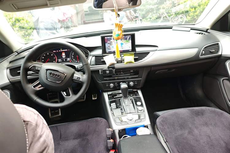 Used Audi A6L 2018 30th Anniversary Edition TFSI Trendy Model Interior 2