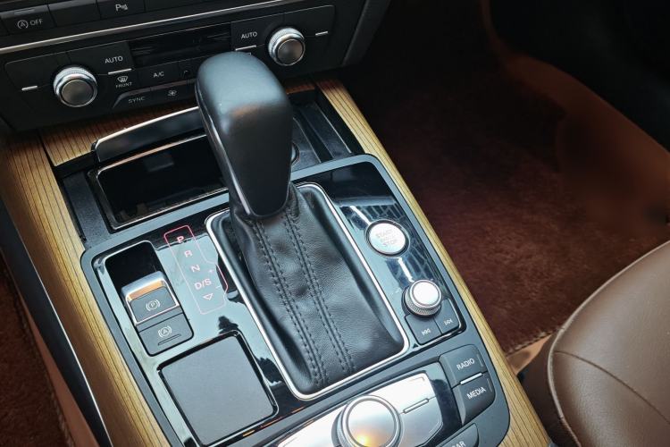 Used Audi A6L 2018 30th Anniversary Edition 30 FSI Style Model Interior 3