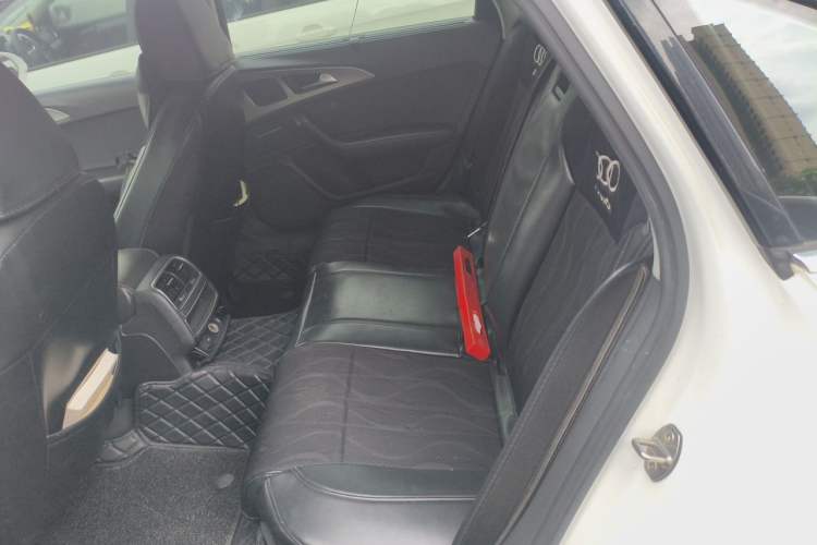 Used Audi A6L 2018 30th Anniversary Edition 35 TFSI Fashion Model Interior 4