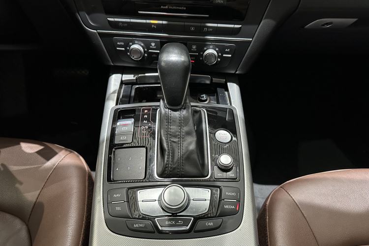 Used Audi A6L 2018 30th Anniversary Edition TFSI Trendy Model Interior 8