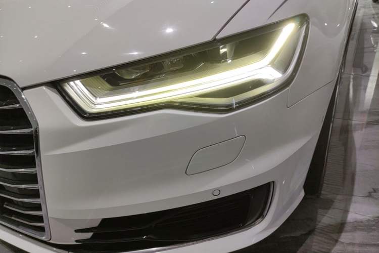 Used Audi A6L 2018 30th Anniversary Edition TFSI Trendy Model Left Front Headlight
