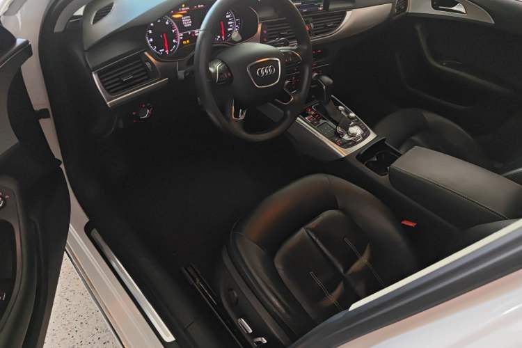 Used Audi A6L 2018 30th Anniversary Edition TFSI Trendy Model Left Front Seat