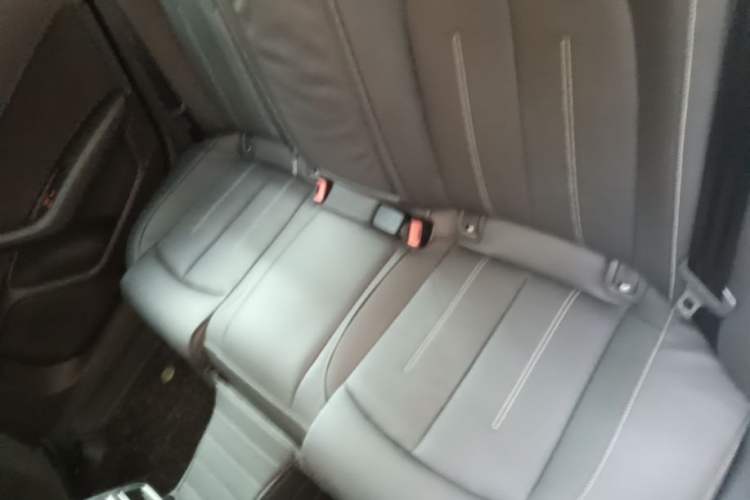 Used Audi A6L 2018 30th Anniversary Edition 35 TFSI Fashion Model Left Rear Seat