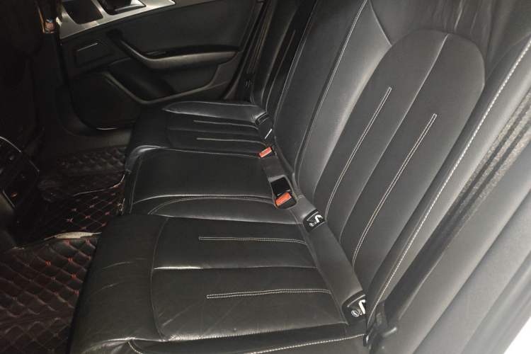 Used Audi A6L 2018 30th Anniversary Edition TFSI Trendy Model Left Rear Seat
