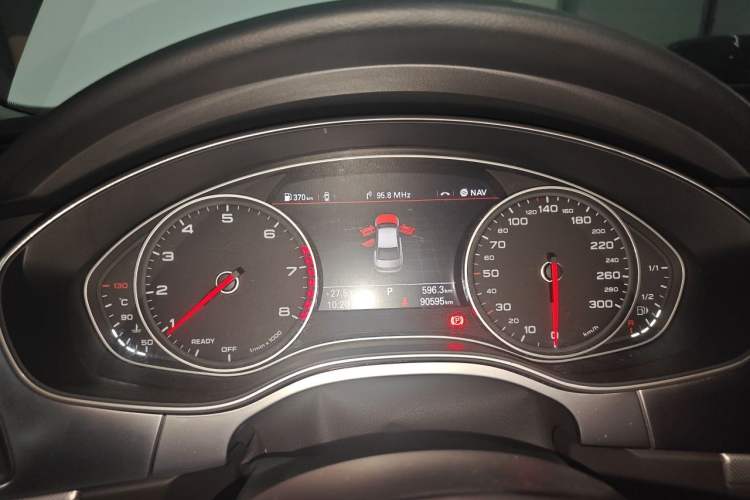 Used Audi A6L 2018 30th Anniversary Edition TFSI Trendy Model Odometer Close Up