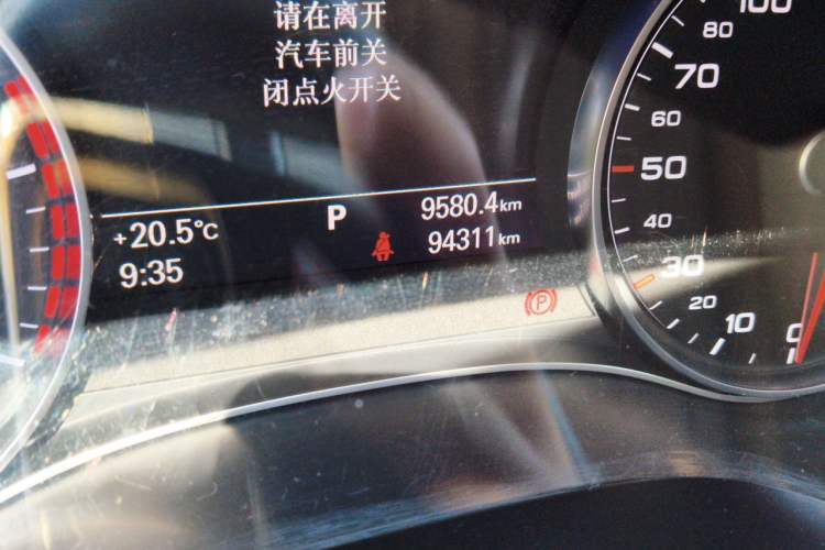 Used Audi A6L 2018 30th Anniversary Edition TFSI Trendy Model Odometer Close Up