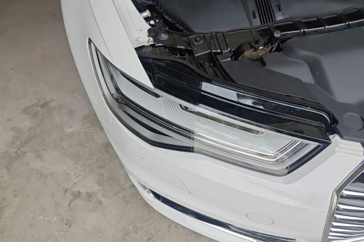 Used Audi A6L 2018 30th Anniversary Edition TFSI Trendy Model Right Front Headlight