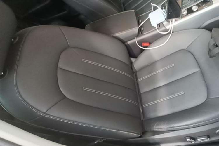 Used Audi A6L 2018 30th Anniversary Edition 35 TFSI Fashion Model Right Front Seat