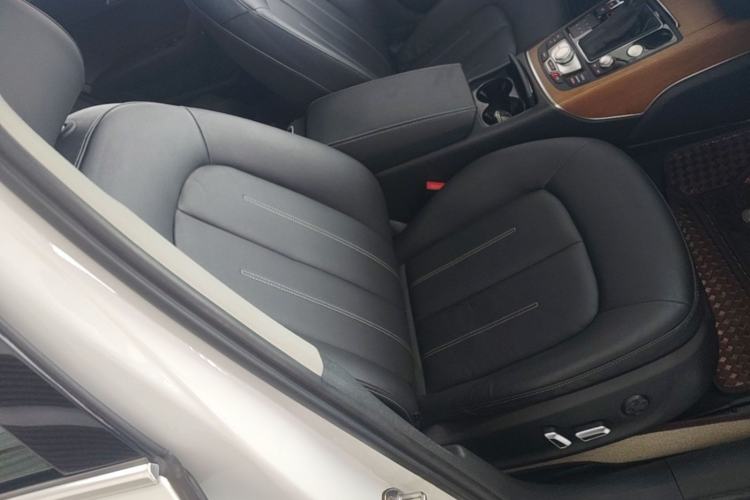 Used Audi A6L 2018 30th Anniversary Edition 30 FSI Style Model Right Front Seat