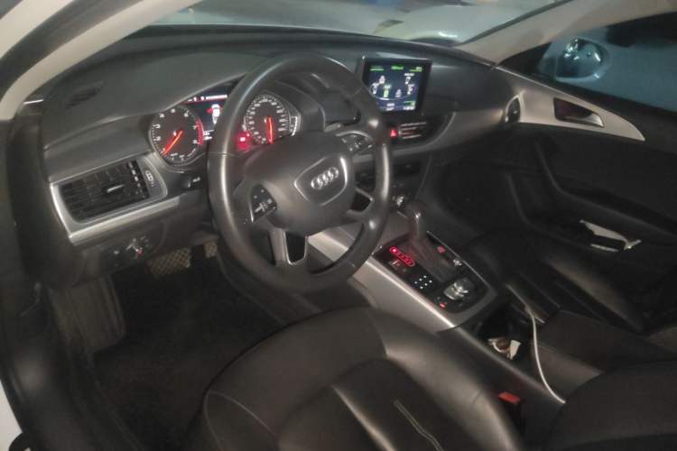 Used Audi A6L 2018 30th Anniversary Edition 35 TFSI Fashion Model Steering Wheel