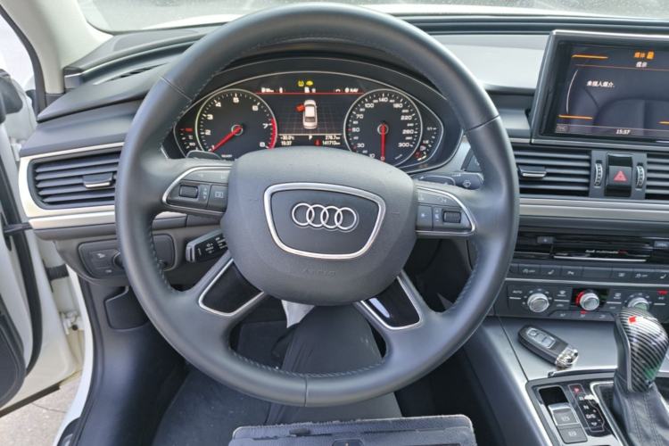 Used Audi A6L 2018 30th Anniversary Edition 35 TFSI Fashion Model Steering Wheel
