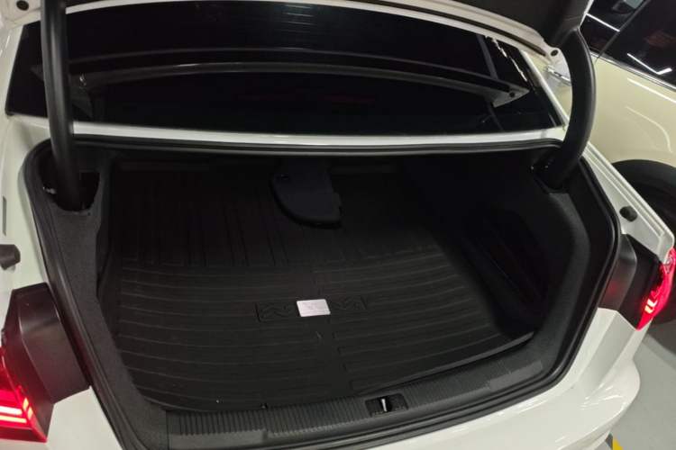 Used Audi A6L 2018 30th Anniversary Edition 45 TFSI quattro Sport model Trunk