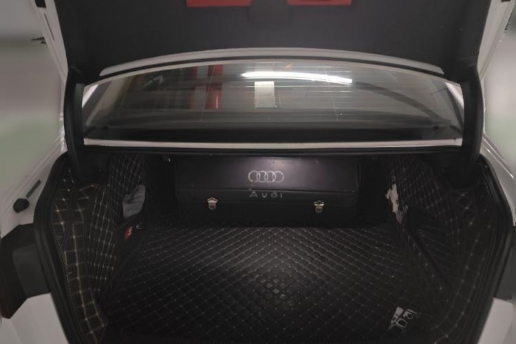 Used Audi A6L 2018 30th Anniversary Edition 35 TFSI Fashion Model Trunk