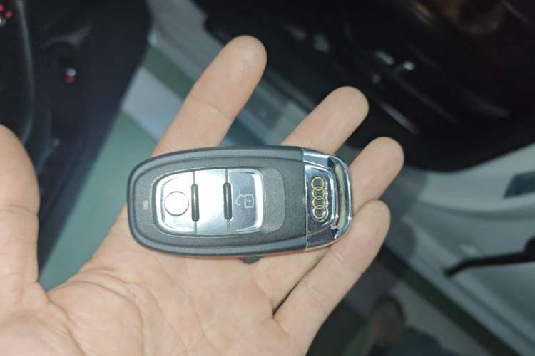 Used Audi A6L 2018 30th Anniversary Edition 35 TFSI Fashion Model Vehicle Key
