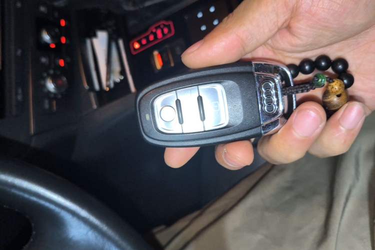 Used Audi A6L 2018 30th Anniversary Edition 35 TFSI Fashion Model Vehicle Key
