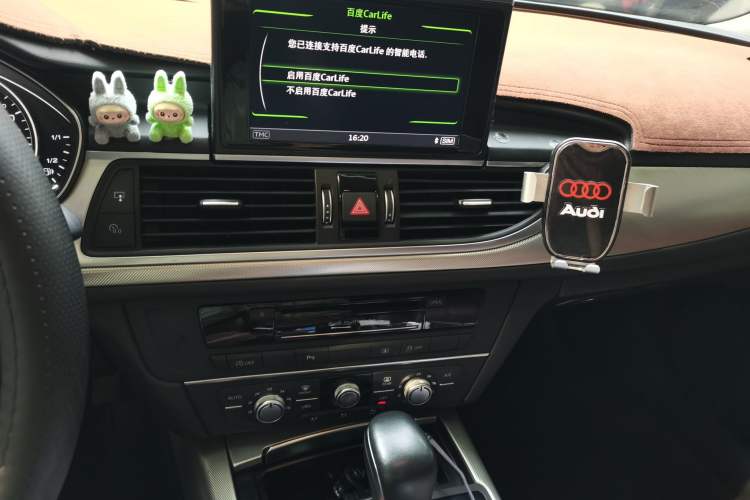 Used Audi A6L 2018 30th Anniversary Edition 35 TFSI Fashion Model Audio And AC Panel