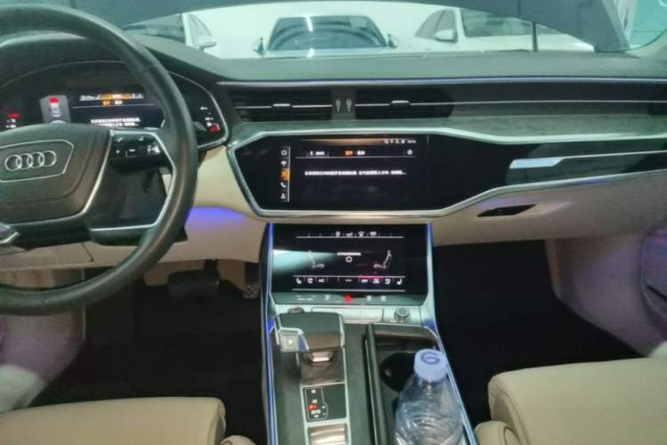 Used Audi A6L 2019 55 TFSI quattro Prestige Edition Audio And AC Panel