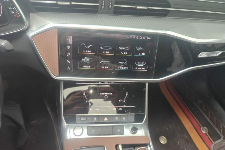 Used Audi A6L 2019 40 TFSI Luxury Prestige Edition Audio And AC Panel