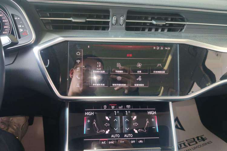 Used Audi A6L 2019 45 TFSI quattro Prestige Elegant Edition Audio And AC Panel