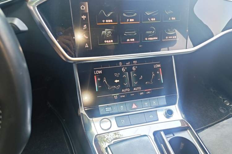 Used Audi A6L 2019 45 TFSI Prestige Dynamic Edition Audio And AC Panel