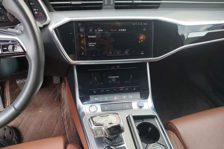 Used Audi A6L 2019 40 TFSI Luxury Prestige Edition Audio And AC Panel