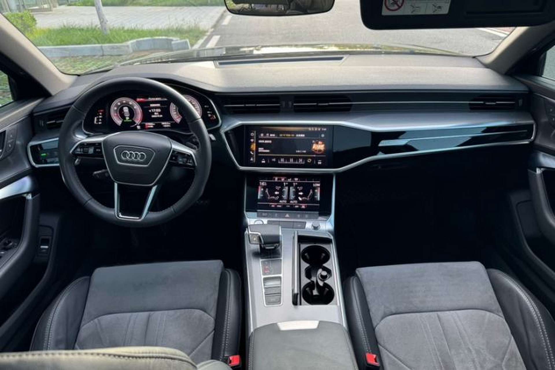 Used Audi A6L 2019 45 TFSI Prestige Dynamic Edition Audio And AC Panel