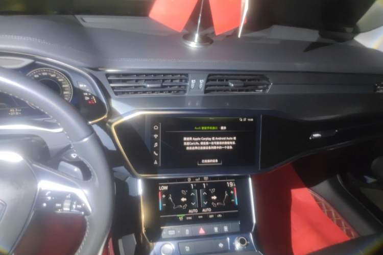 Used Audi A6L 2019 45 TFSI Prestige Elegant Edition Audio And AC Panel