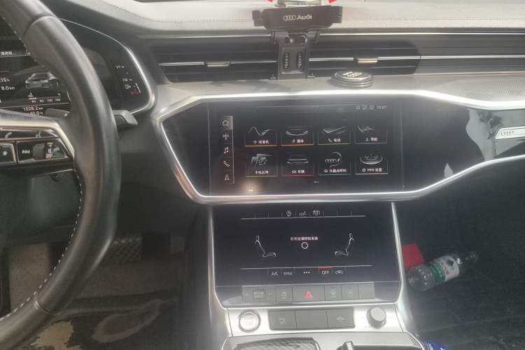 Used Audi A6L 2019 40 TFSI Luxury Dynamic Model Audio And AC Panel
