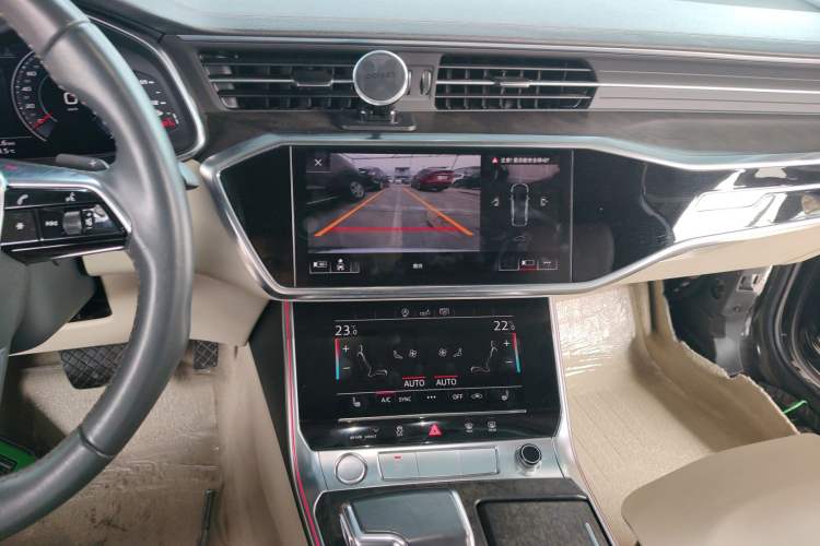 Used Audi A6L 2019 55 TFSI quattro Prestige Edition Audio And AC Panel