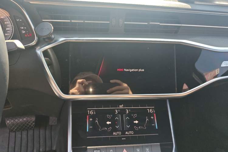 Used Audi A6L 2019 45 TFSI quattro Prestige Dynamic Edition Audio And AC Panel