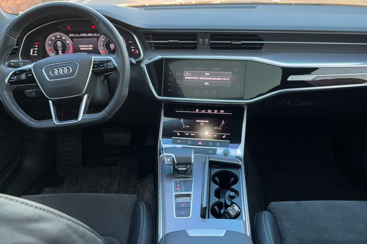 Used Audi A6L 2019 55 TFSI quattro Flagship Dynamic Edition Audio And AC Panel