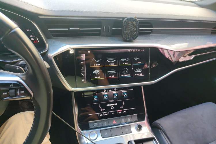 Used Audi A6L 2019 40 TFSI Luxury Dynamic Model Audio And AC Panel