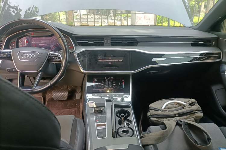 Used Audi A6L 2019 45 TFSI Prestige Dynamic Edition Audio And AC Panel