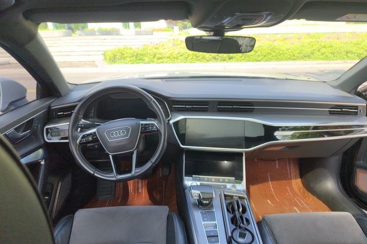 Used Audi A6L 2019 40 TFSI Luxury Dynamic Model Center Console