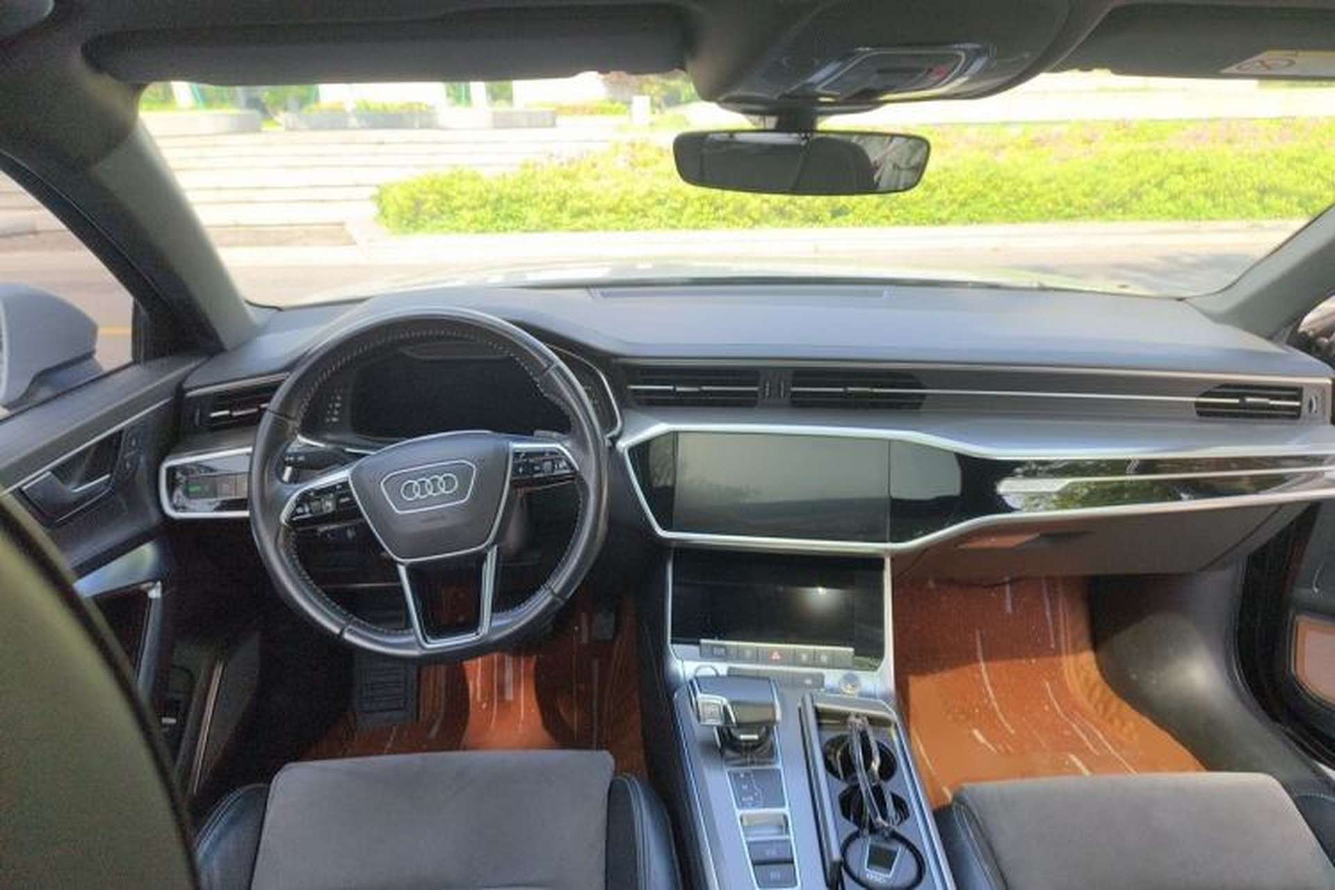 Used Audi A6L 2019 40 TFSI Luxury Dynamic Model Center Console